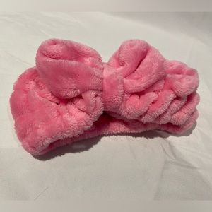 Plush headband (skincare)